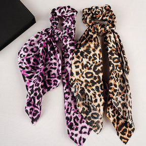 Laida Set of 2 Animal Print Scrunchies With Knot Detail