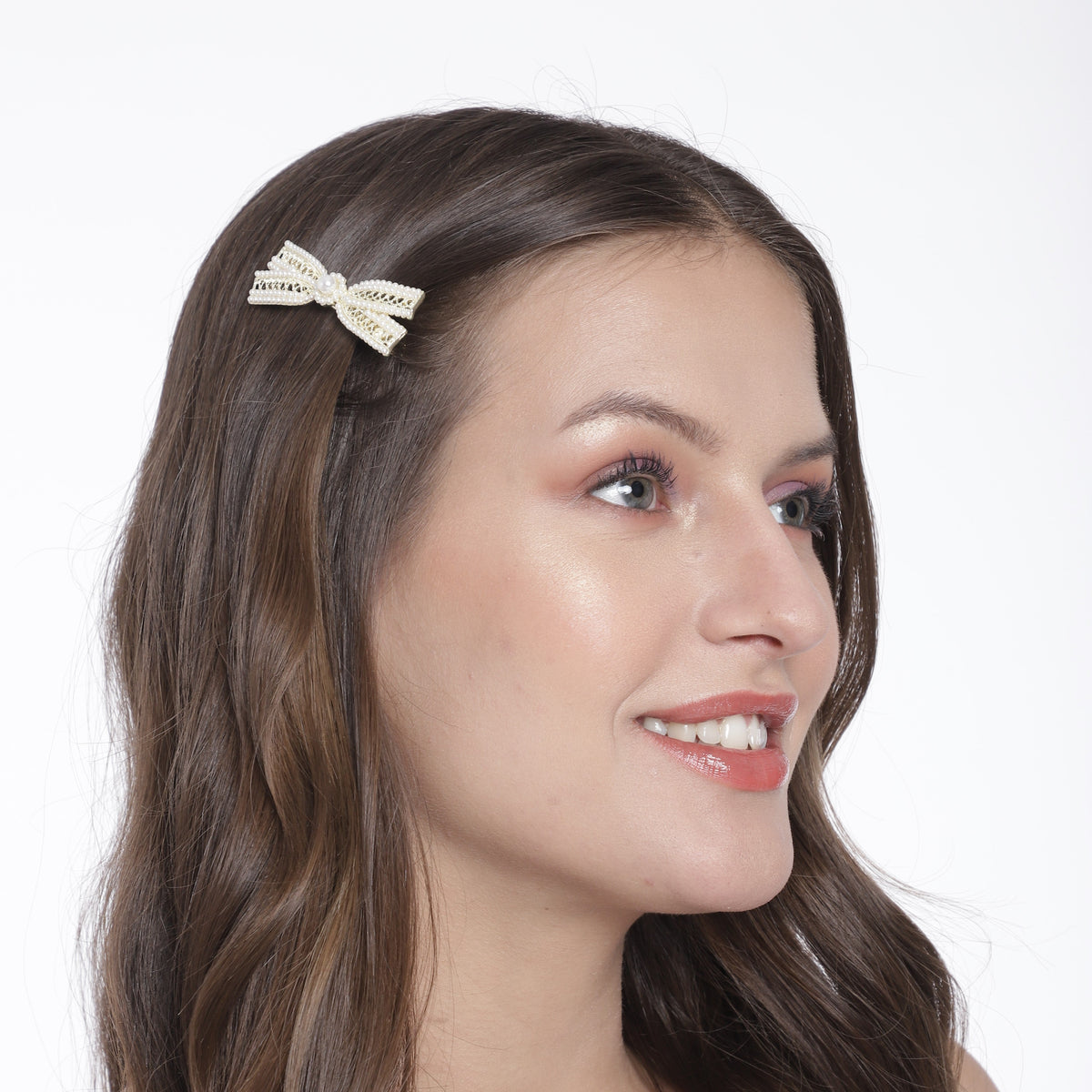 Women White & Gold-Toned Pearl Embellished Criscross Alligator Hair Clip